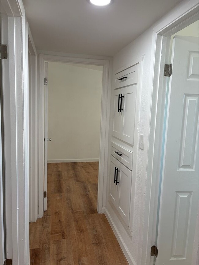 Building Photo - Beautiful 3 Bedroom/2 Bathroom Home for Rent/ $1800 Rent & $1800 Security Deposit