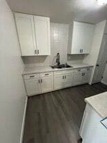 Building Photo - 385 Vernon Dr