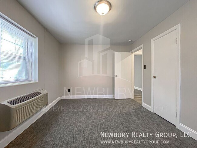 Building Photo - 317 San Juan Dr