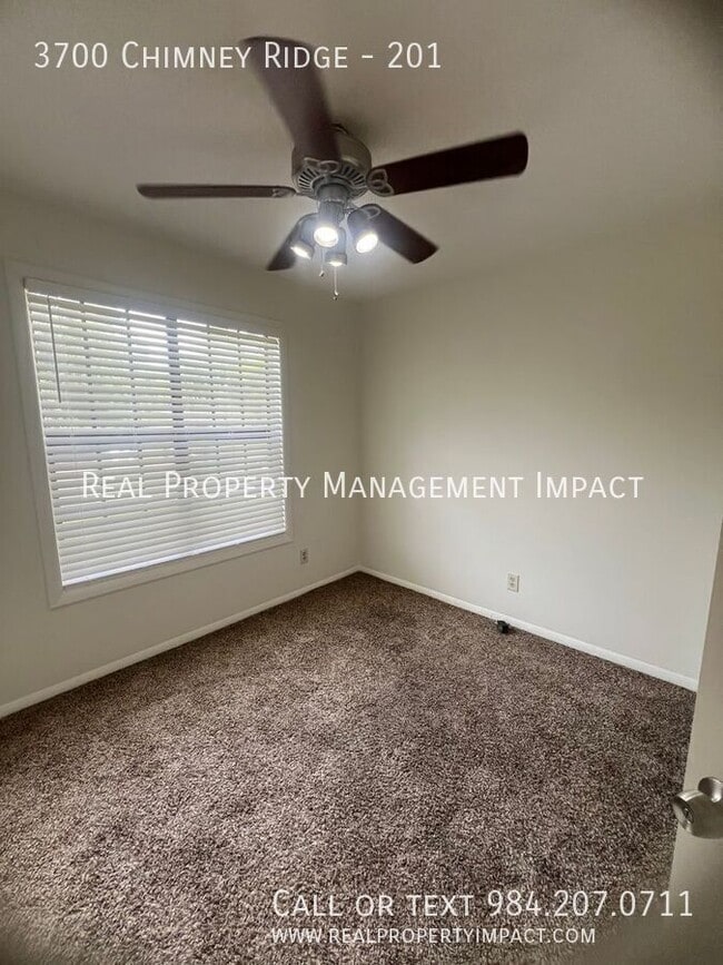 Building Photo - 3700 Chimney Ridge Pl