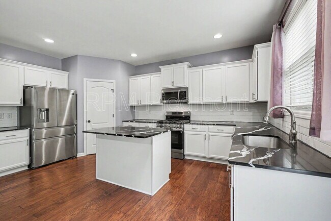 Building Photo - 2909 Estate View Ct