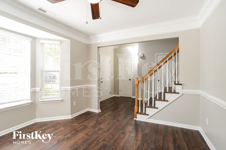 Building Photo - 4230 Chatterleigh Dr