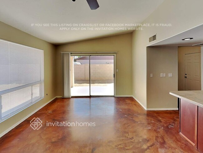 Building Photo - 2201 S Orange