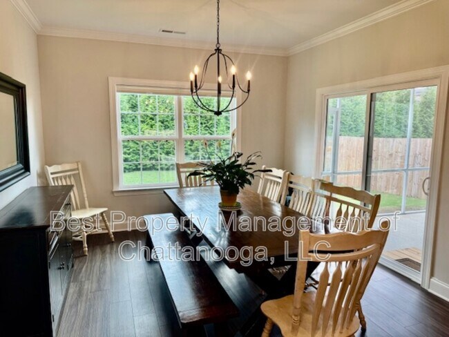 Building Photo - 9620 Mayfly Rd