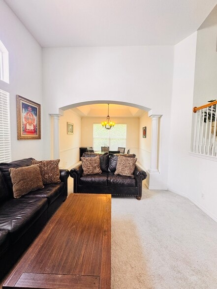 Building Photo - 9633 E Caley Cir