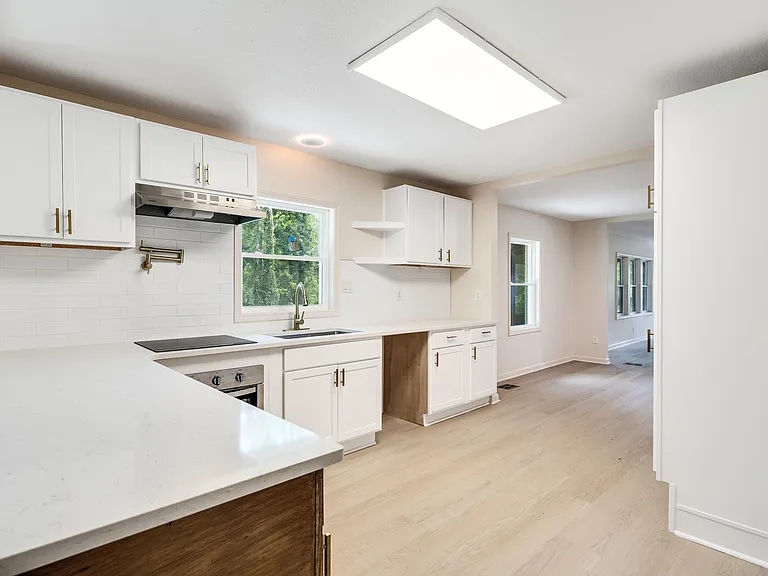 Building Photo - 7441 Walsh Rd