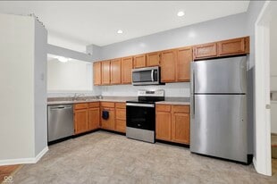 Building Photo - 3701 Magenta Ln
