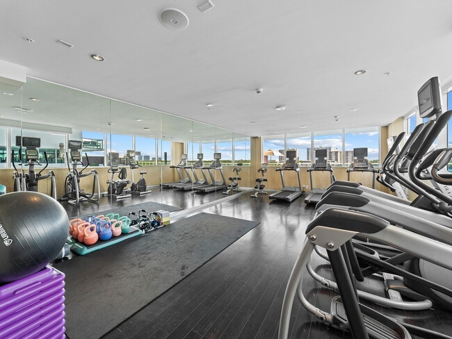 Building Photo - 400 Sunny Isles Blvd
