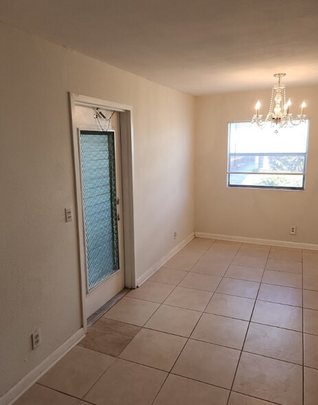 Building Photo - 312 Tuscany Ln