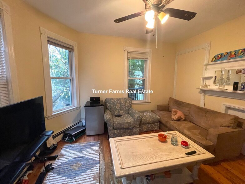 Building Photo - 34 Cherokee St