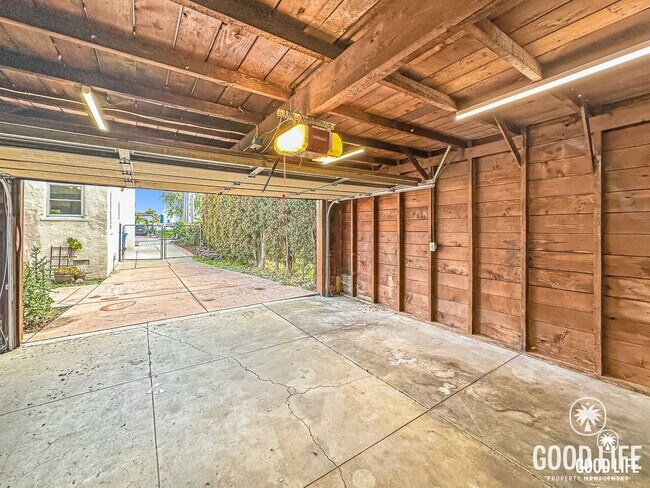 Building Photo - Beautiful Spanish Revival 3BR Home with Spacious Yard!