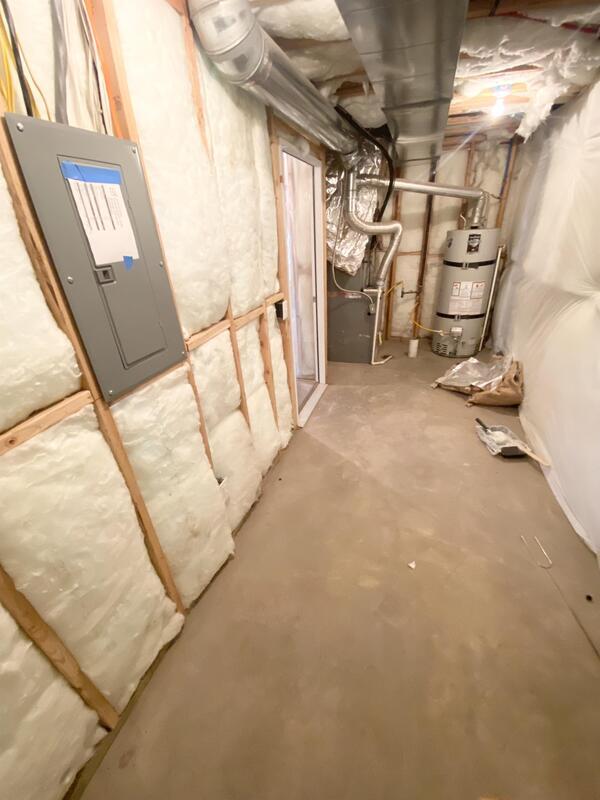 Building Photo - 521 N 20 W