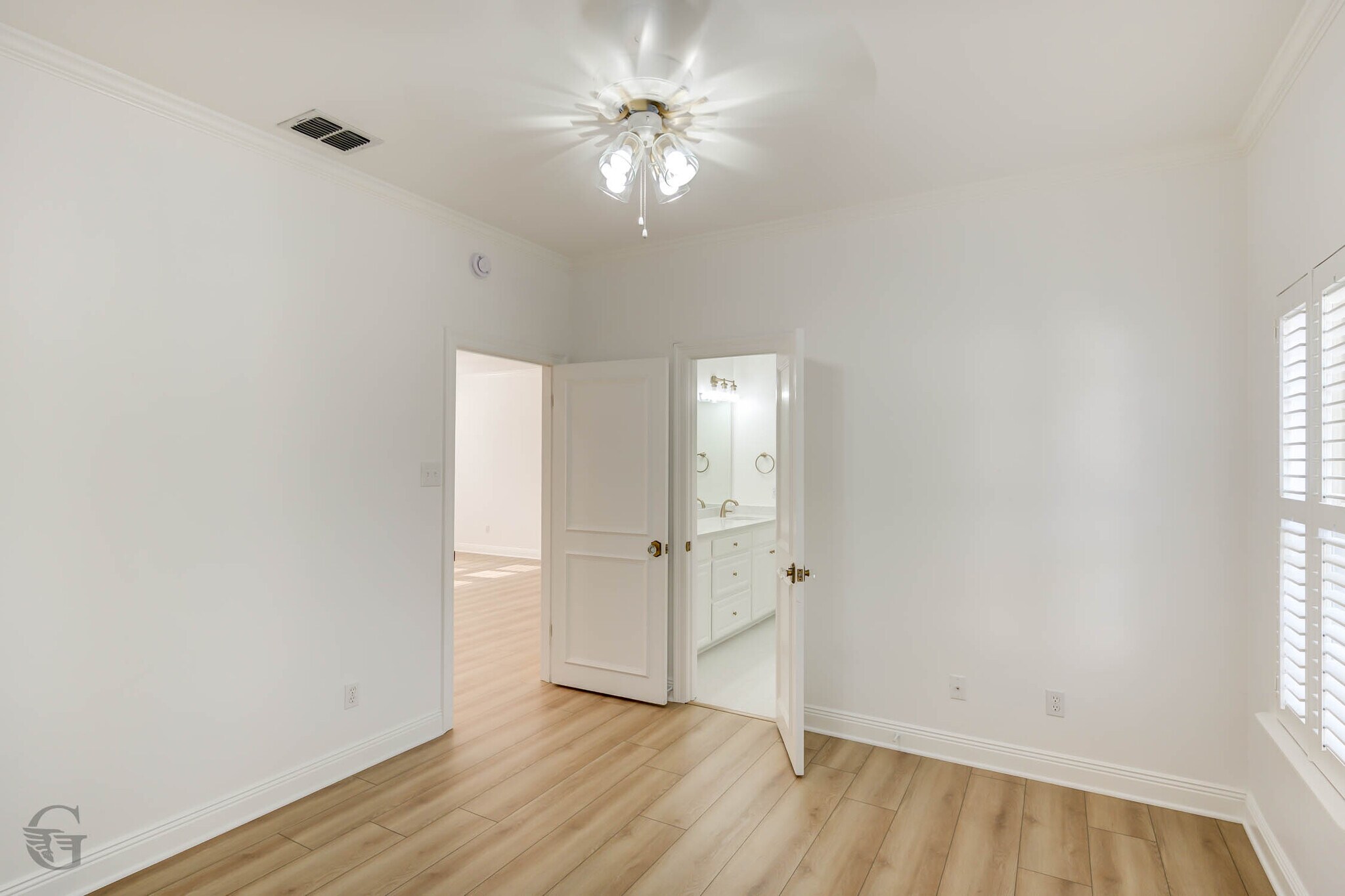 Building Photo - 316 Autumn Ridge Dr