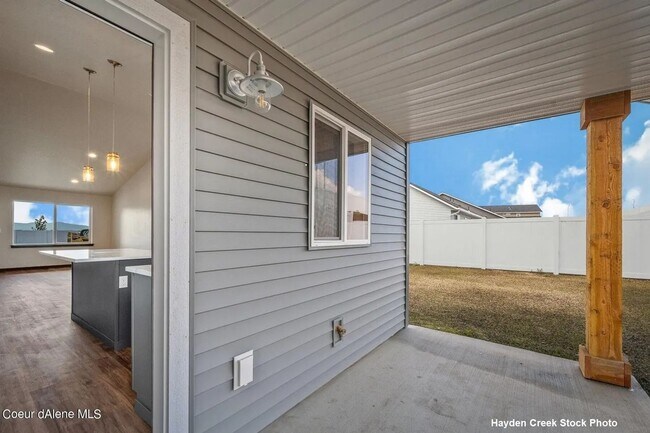 Building Photo - Beautiful Newer 3 Bedroom Home in Brookshire – Mountain Views!