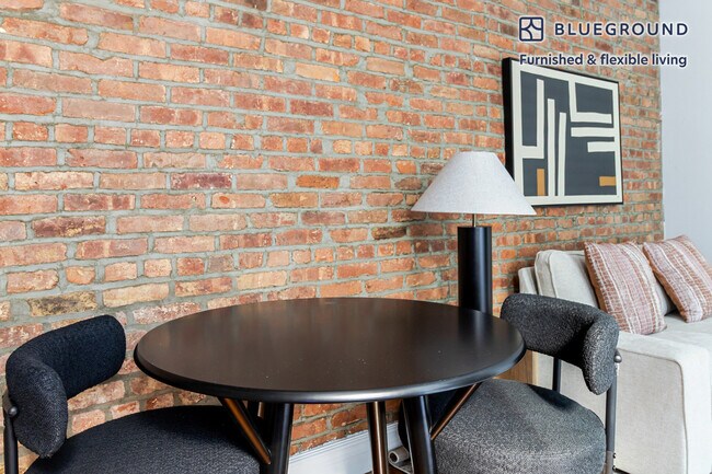 Building Photo - 20 Prince St