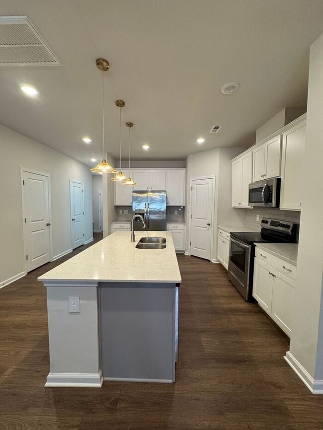 Building Photo - Charming Home in Travelers Rest!