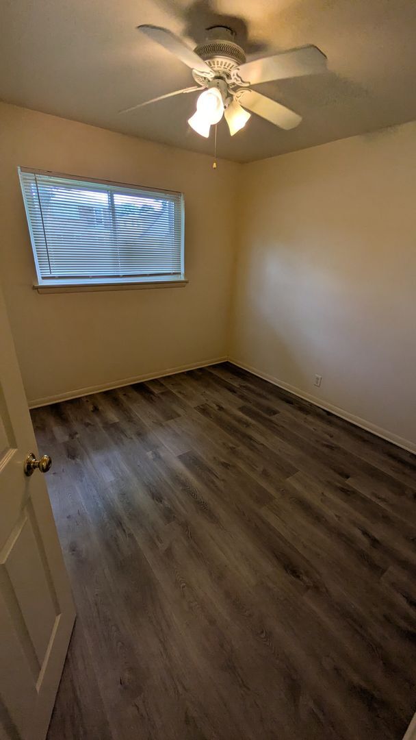 Building Photo - 5773 N 94th St