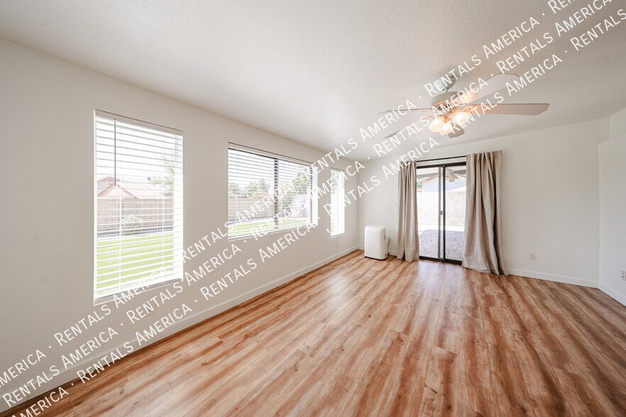 Building Photo - 17848 N 30th Pl