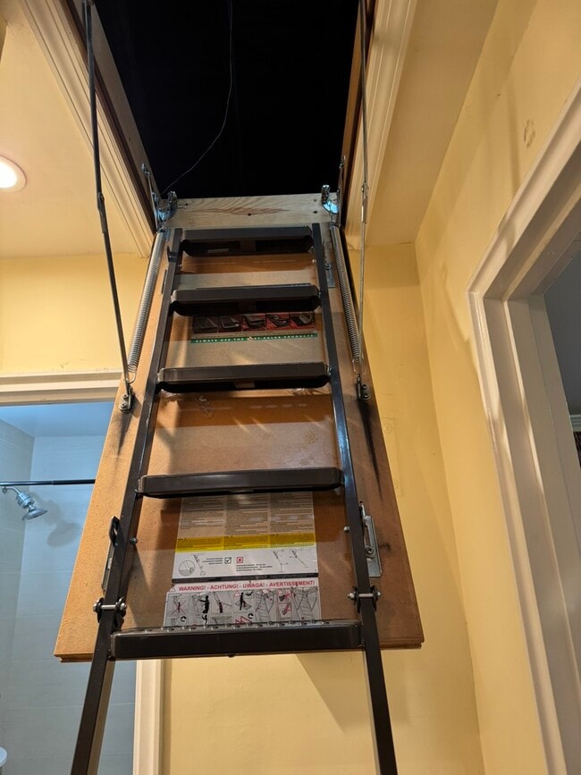 Building Photo - 13645 Jewel Ave