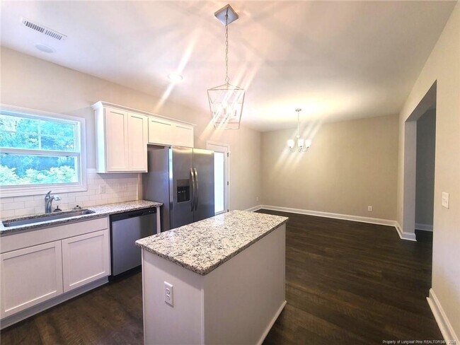 Building Photo - 159 Doubletree Ln