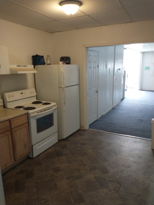 Building Photo - 1906 Church St