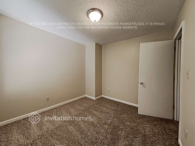 Building Photo - 4049 Sharon Woods Dr