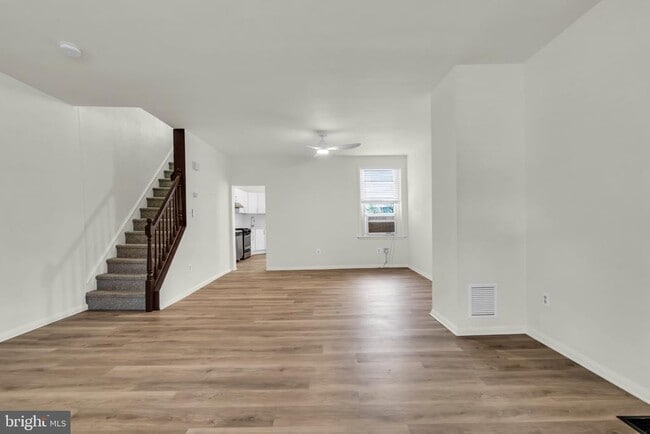 Building Photo - 503 Kossuth St