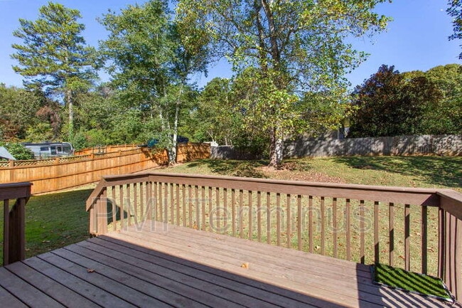 Building Photo - 76 Winward Way SE