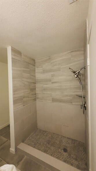 Building Photo - 1404 Woodfern Dr