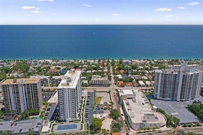 Building Photo - 3015 N Ocean Blvd