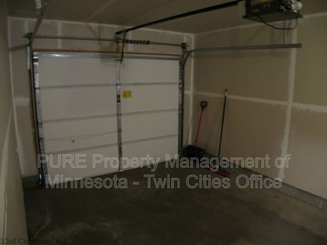 Building Photo - 2328 Eagle Trace Ln