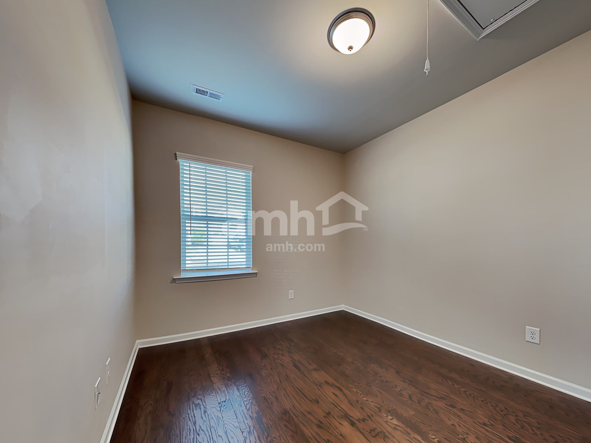 Building Photo - 14324 Little Pine Dr