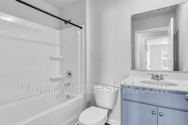 Building Photo - 303 Black Birch Dr