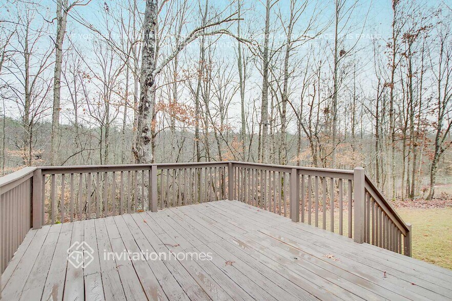 Building Photo - 187 Pebblebrook Way