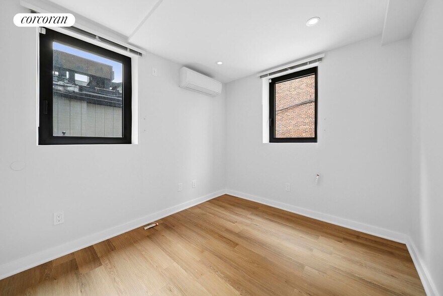 Building Photo - 317 W 51st St