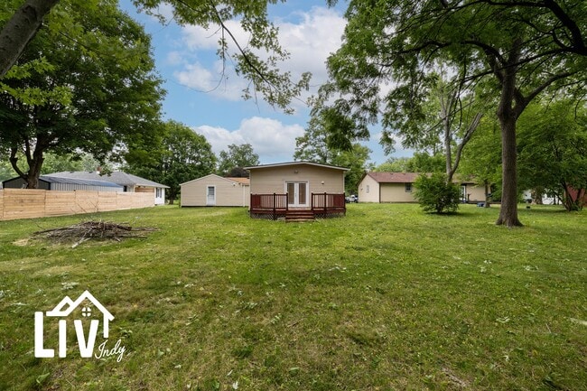 Building Photo - 1050 Janet Dr