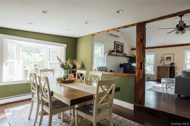 Building Photo - 2 Locust St