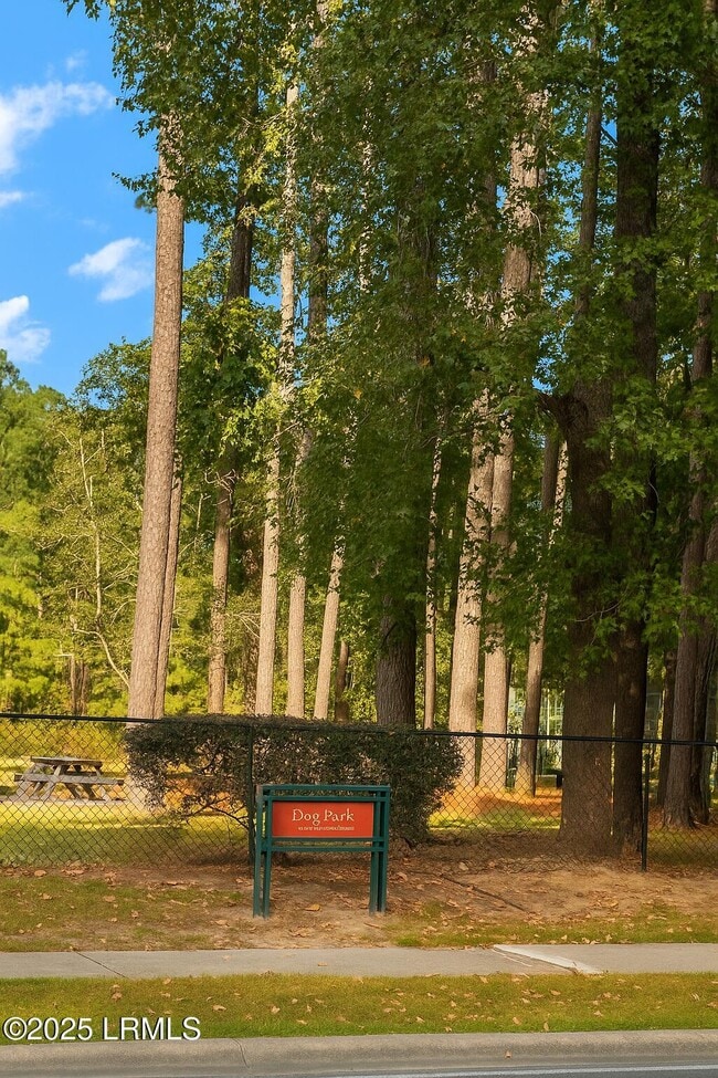 Building Photo - 1 Pomegranate Ln