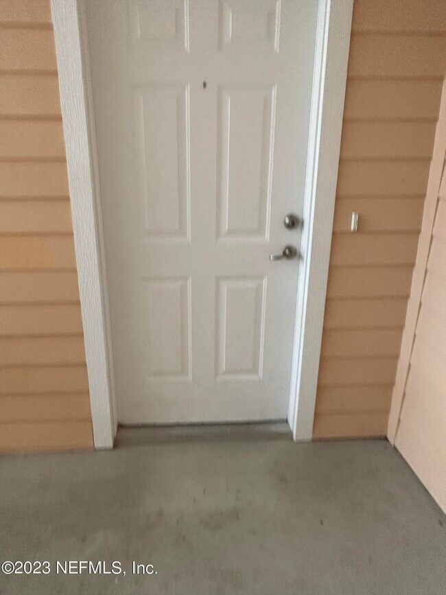 Building Photo - 4908 Key Lime Dr