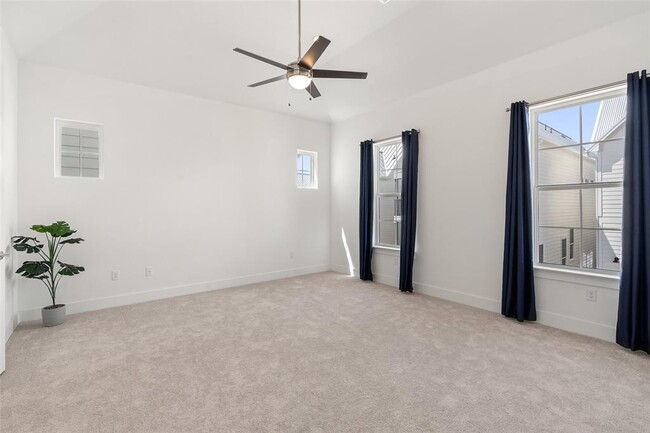 Building Photo - 4503 Grassland Dr