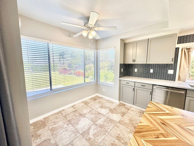 Building Photo - Beautiful Two-Story Home, Guajome Park, Community Pool, San Luis Rey Hiking/Biking Path, Lovely C...