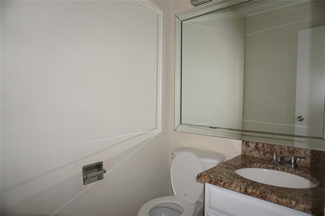 Building Photo - 2609 Hamilton Dr