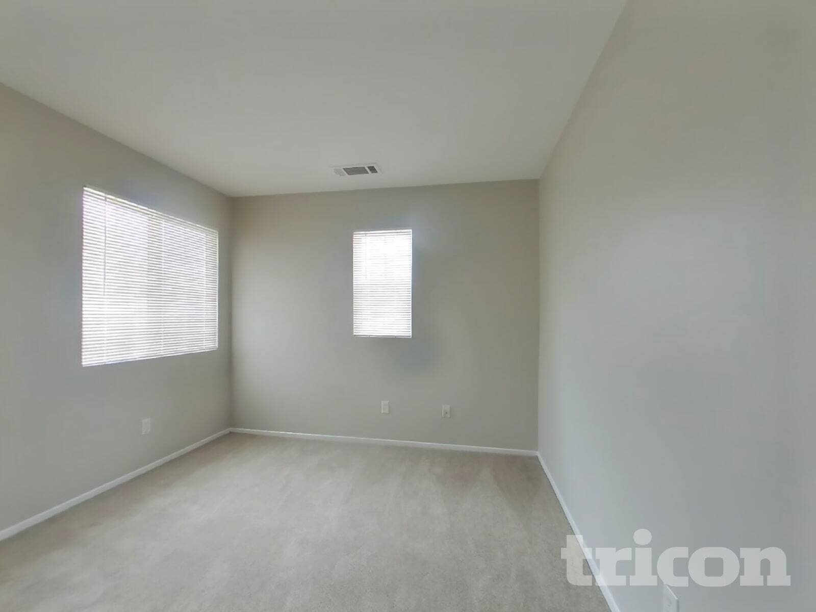 Building Photo - 1431 Bittersweet Dr