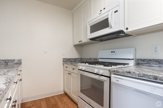 1BR, 1BA - The Birmingham - Carrington Apartments