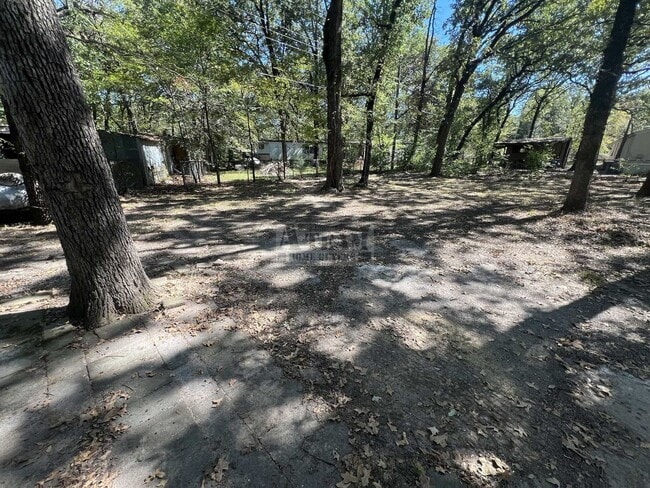 Building Photo - Beautiful Remodeled 3 Bed 1.5 Bath