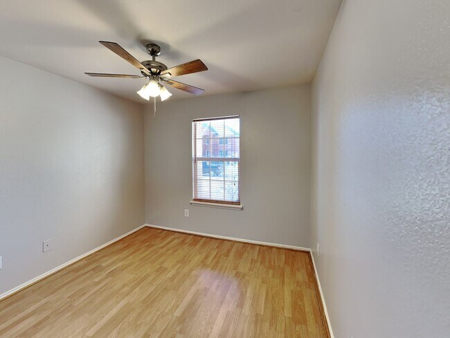 Building Photo - Open-Concept Living with Style, Space & Location