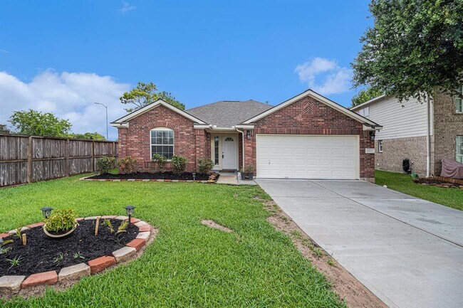 Primary Photo - 18103 Red Ash Ct