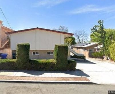 Building Photo - 4822-4826 Cypress St