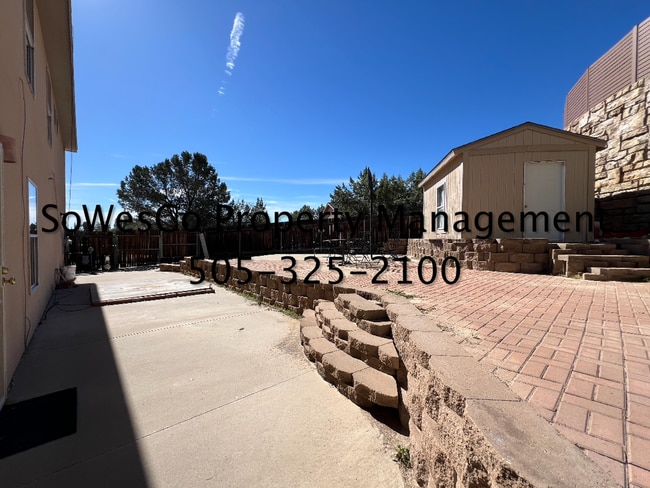 Building Photo - 3300 Majesta Pl