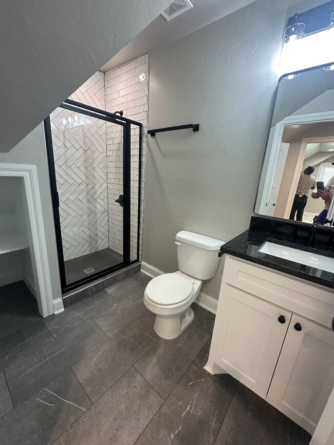 Building Photo - 1605 2nd St